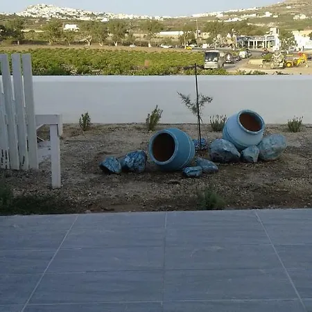 Meliria * Megalochori (Santorini)